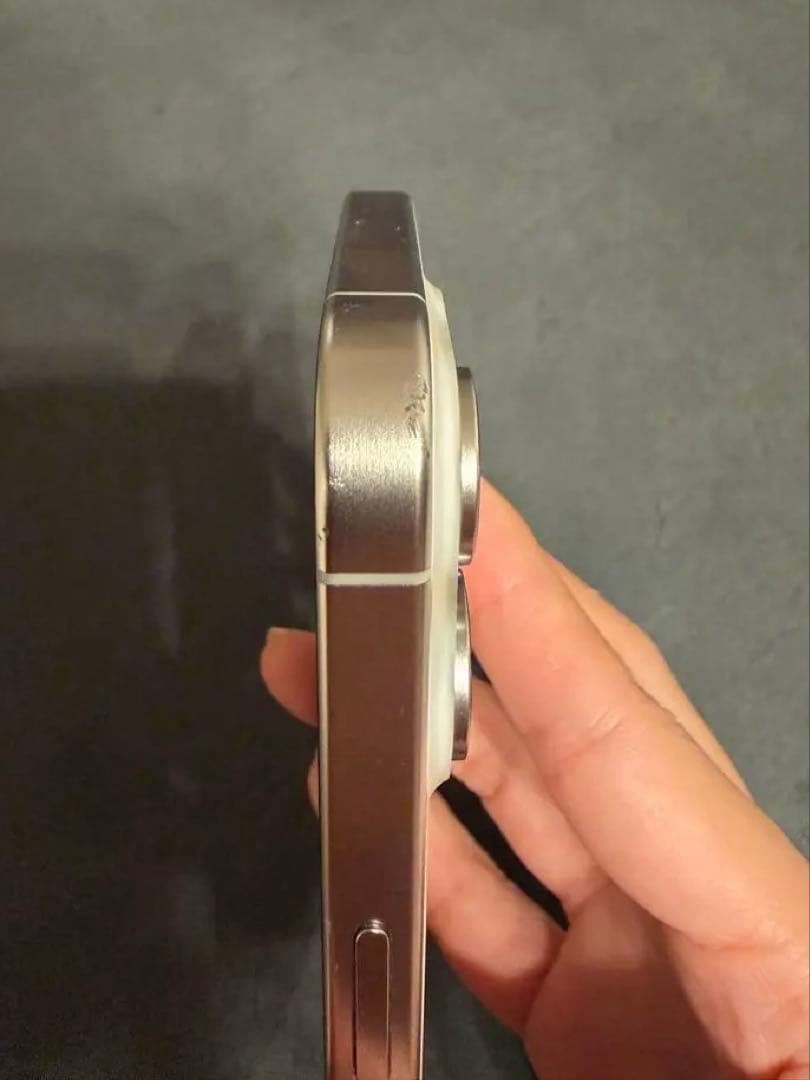 Apple iPhone 15 Pro 本体　512GB