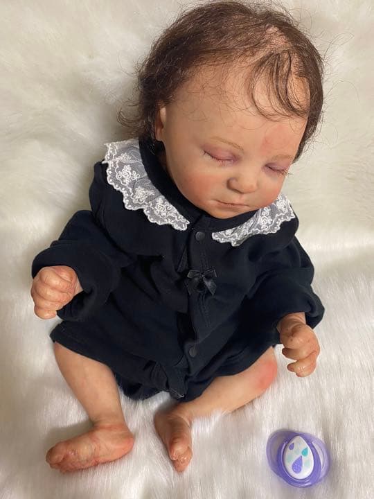 SALE★【リボーンドール】超リアルな赤ちゃん人形　約42.5cm 抱き人形