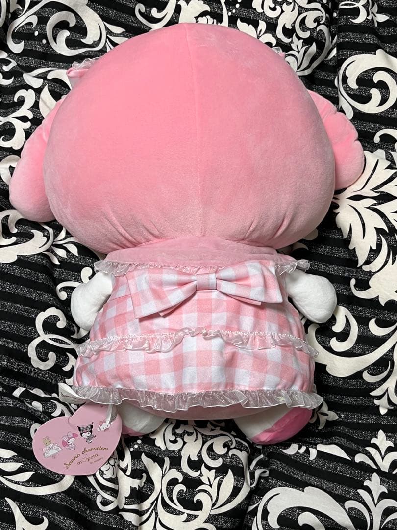 マイメロディ ぬいぐるみ 大きめ ピンク愛らしいリボン付き。