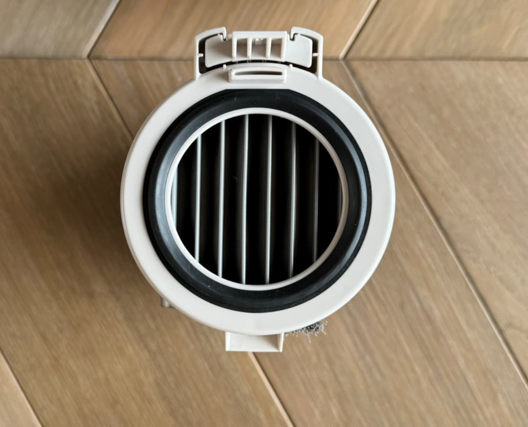 Panasonic充電式掃除機　MC-SBU840K 2021年製