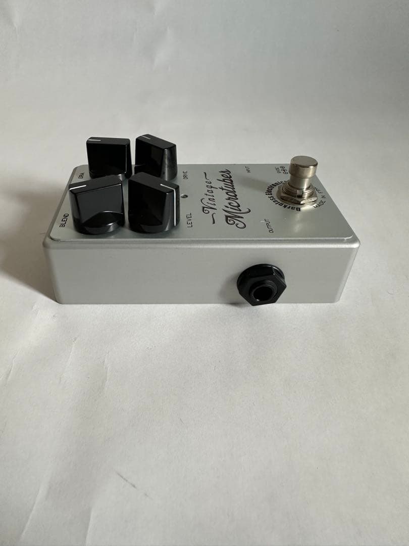 Darkglass Vintage Microtubes ベースオーバードライブ