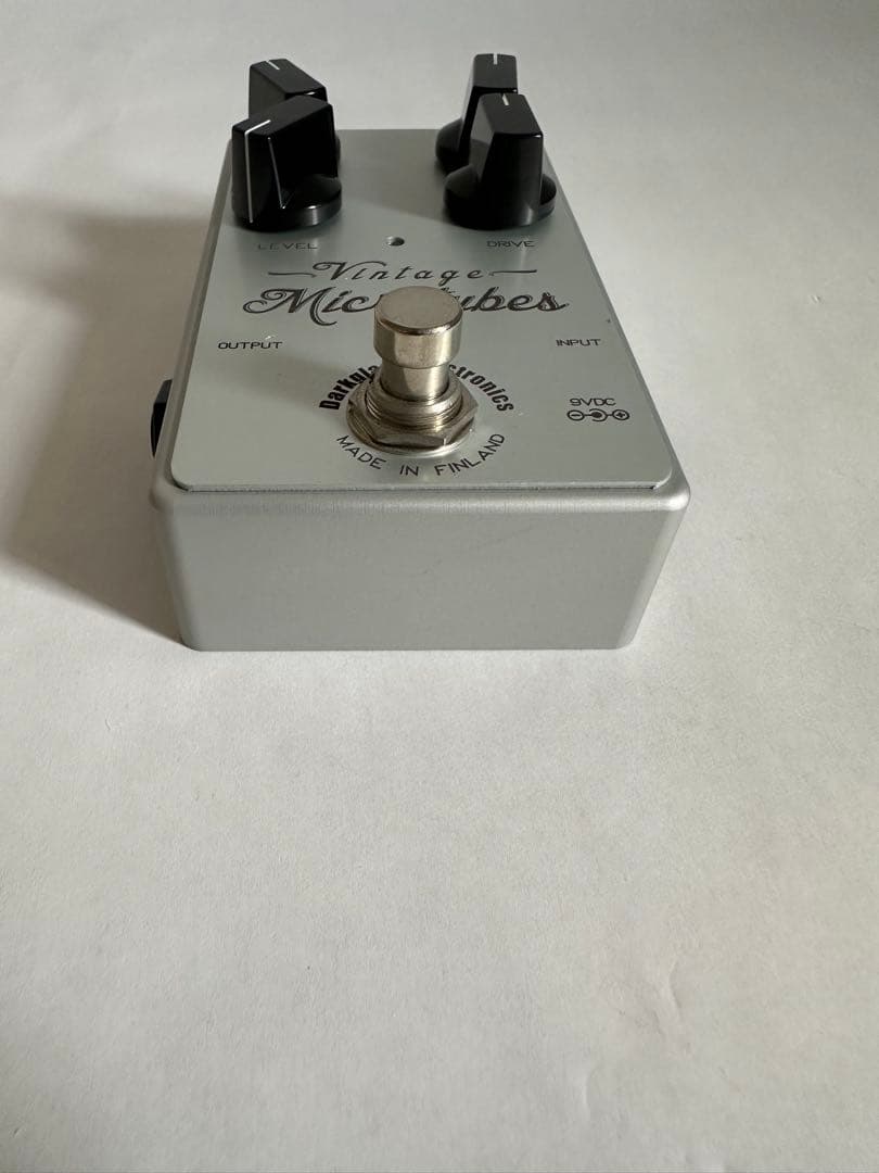 Darkglass Vintage Microtubes ベースオーバードライブ