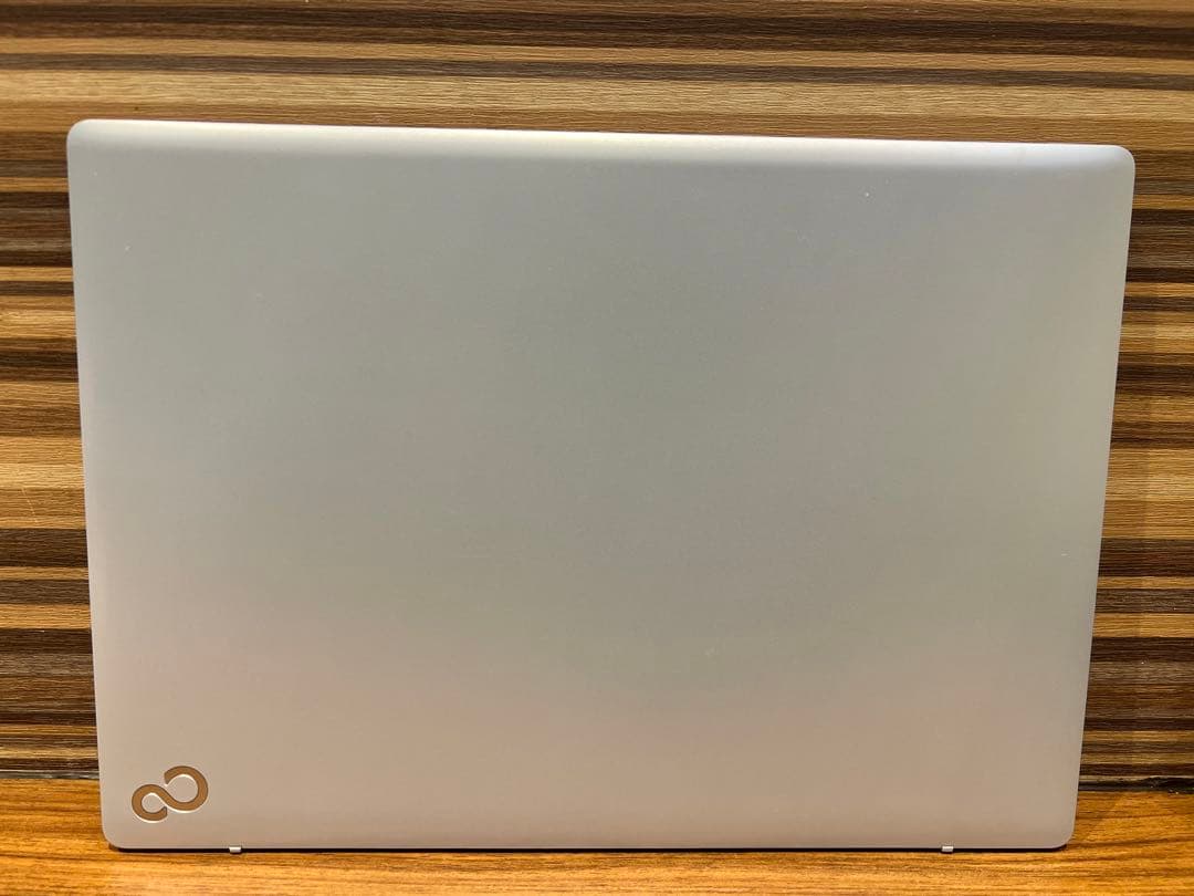 Fujitsu LIFEBOOK MH55/J1 タッチパネルR5 7520U