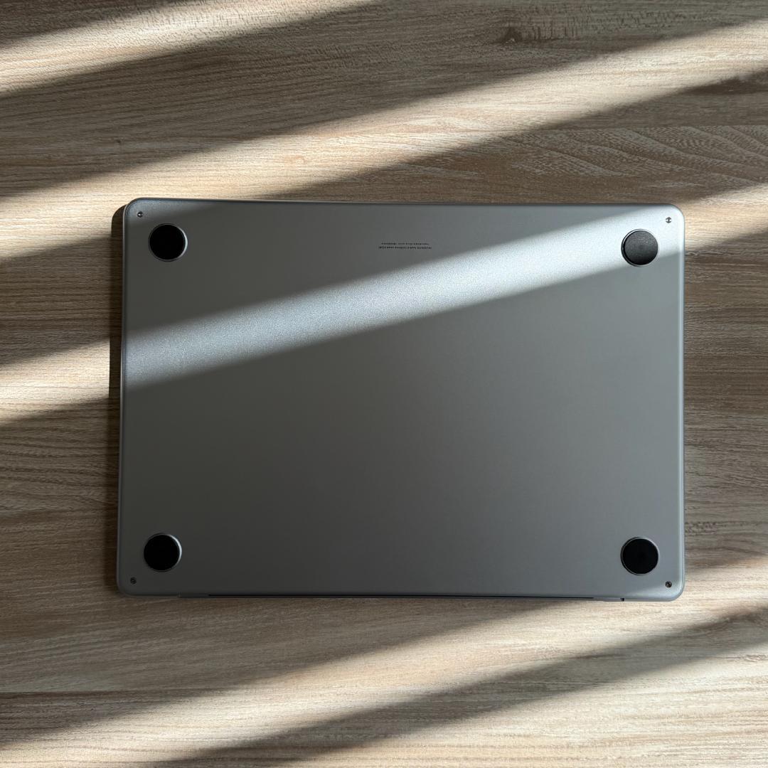 大容量1TB Apple MacBook Air M4 スカイブルー