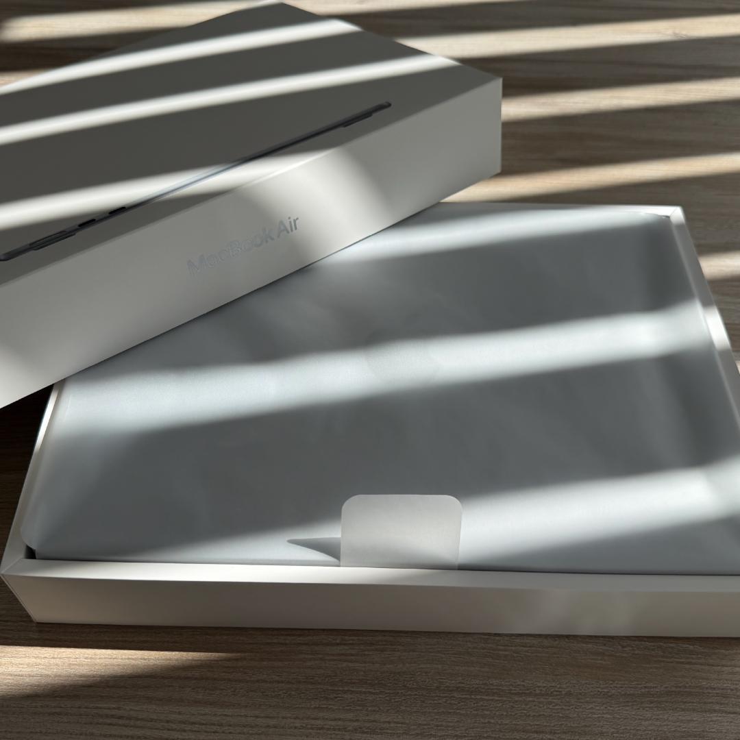 大容量1TB Apple MacBook Air M4 スカイブルー