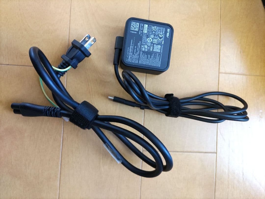 Chromebook本体 Chromebook Detachable CZ1 (CZ1000)