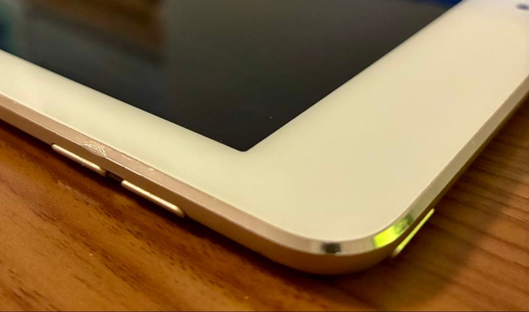Apple iPad Air 2 64GB ゴールド Wi-Fi