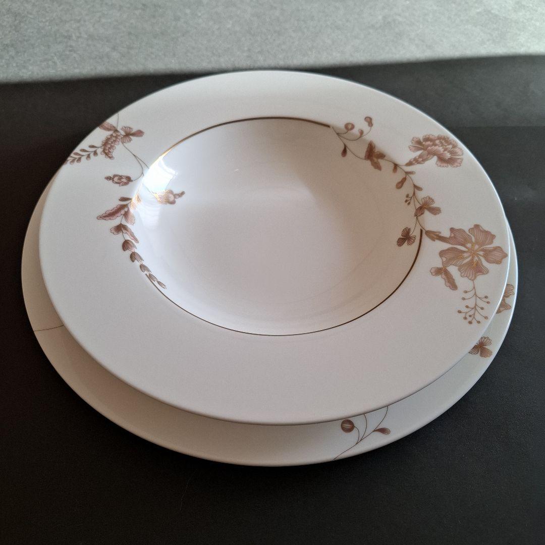 【再お値下げ】Villeroy & Boch ゴールデンガーデン2枚セット
