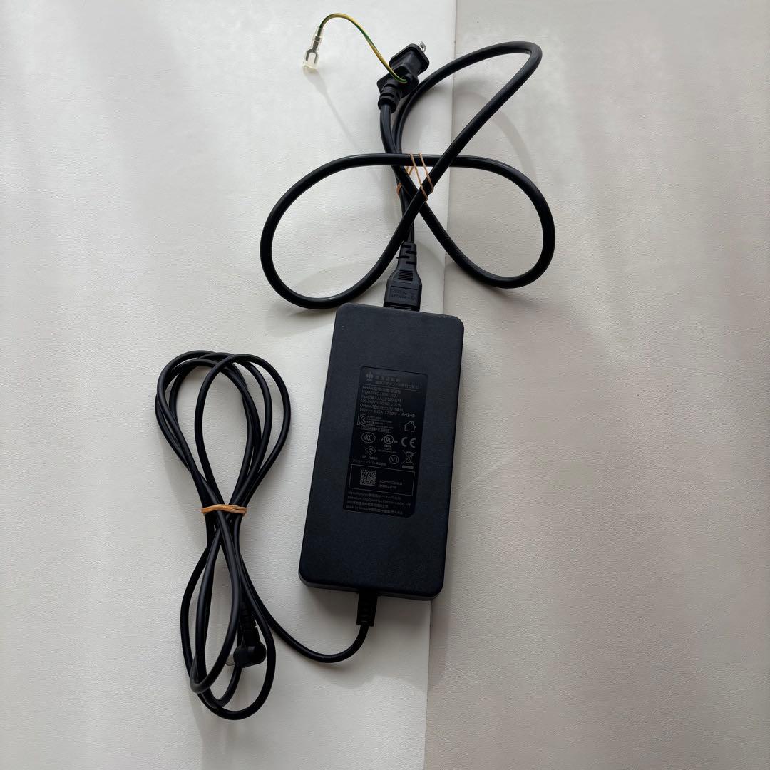 【美品】Anker NEBULA (ネビュラ) Cosmos 三脚付き