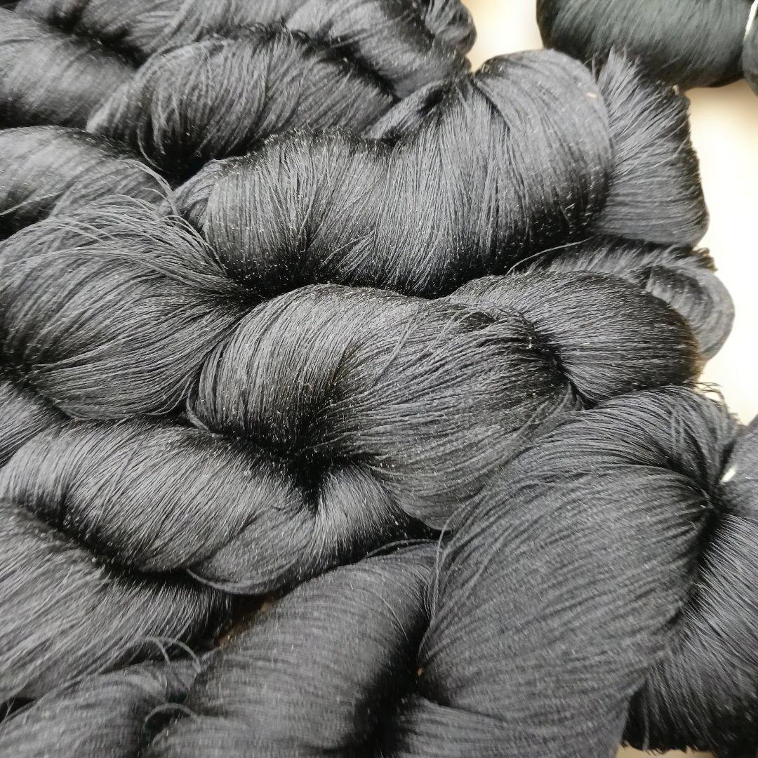 織物、組紐、刺繍手芸用絹糸黒系大量