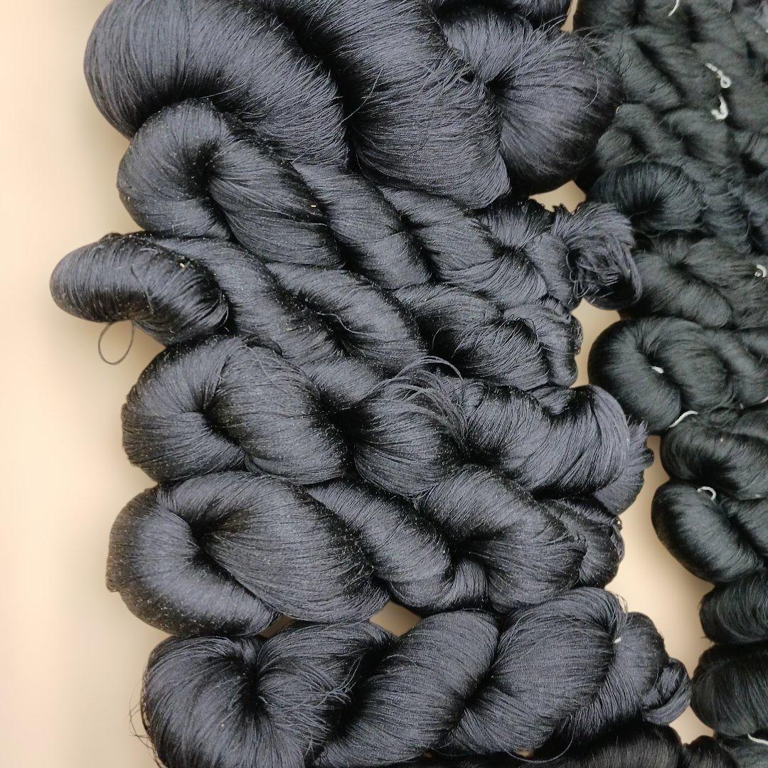織物、組紐、刺繍手芸用絹糸黒系大量
