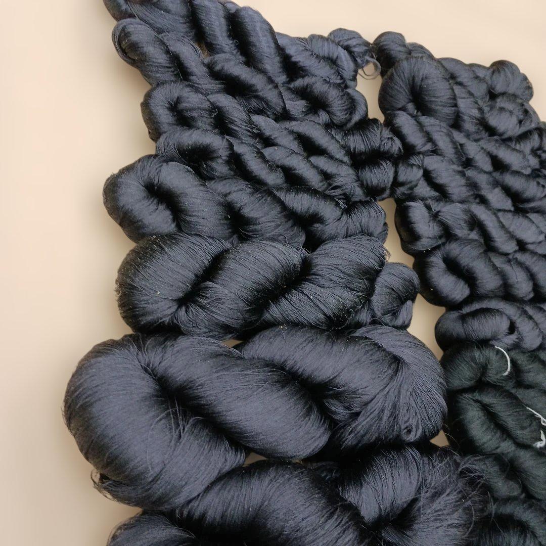 織物、組紐、刺繍手芸用絹糸黒系大量