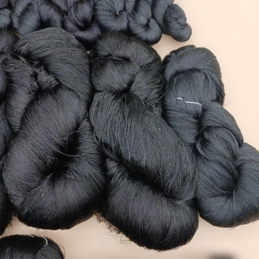 織物、組紐、刺繍手芸用絹糸黒系大量