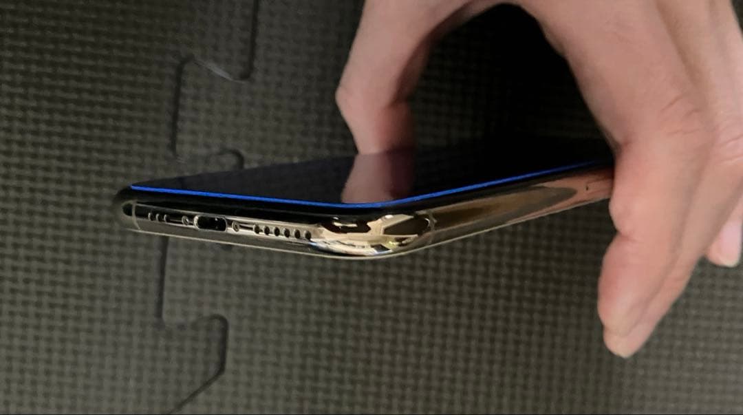 【美品】 Apple iPhone XS 64GB
