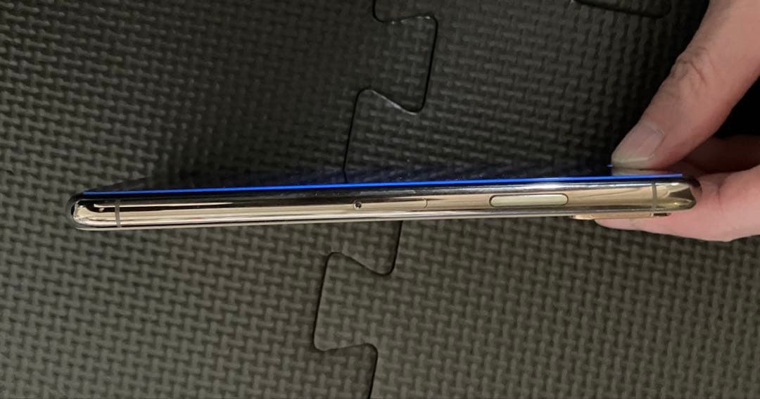 【美品】 Apple iPhone XS 64GB