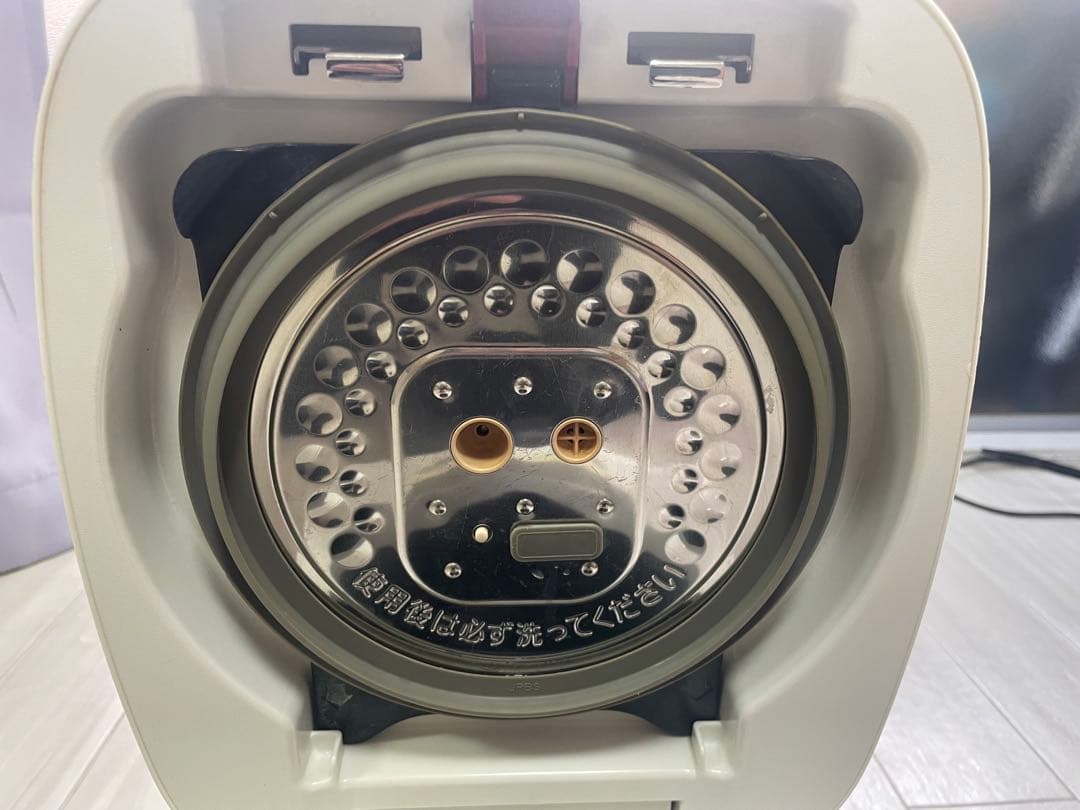 TIGER 炊飯器 JPB-H100 デジタル表示　ホワイト
