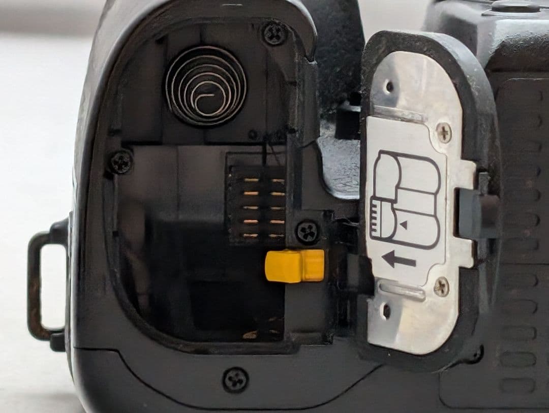 ニコン D7500 ボディ 1眼レフデジタルカメラ 実用品 扱いやすい高性能機