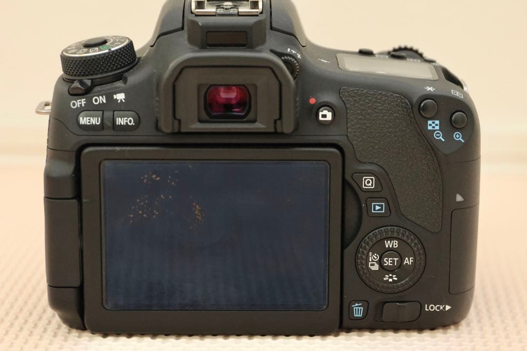 [一眼レフ] CanonEOS8000D+sigma18-300mmセット