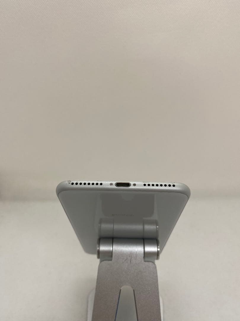 iPhone 8 Plus 64GB SIMフリー　28532