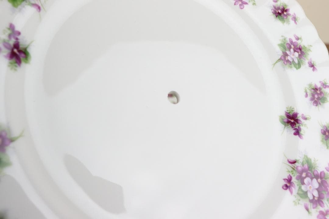 ロイヤルアルバート　スウィートバイオレット　アフタヌーンティースタンド　イギリス