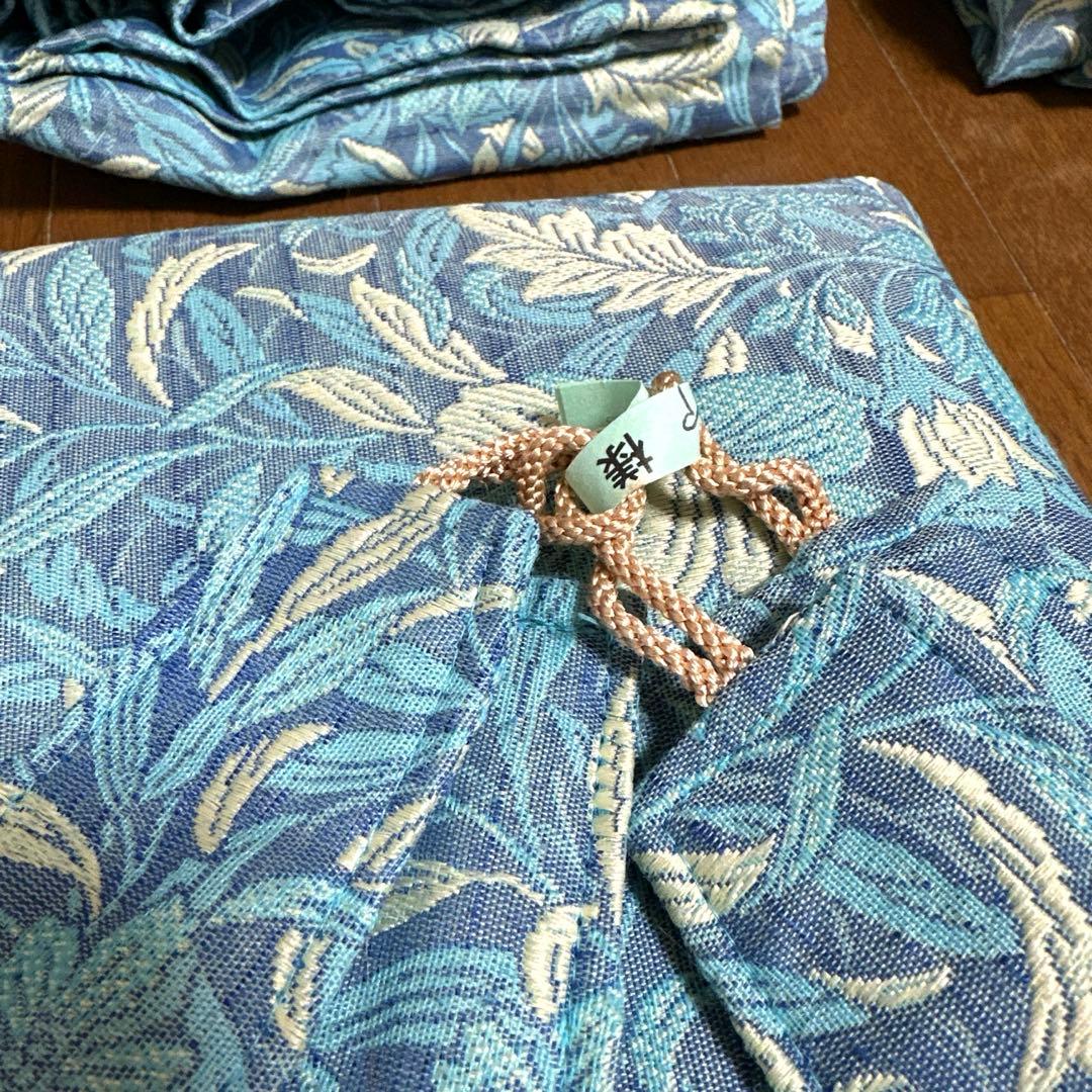 サンゲツ　オーダーカーテン　4枚　花柄　水色　タッセル付き