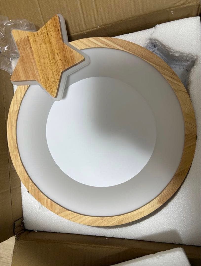 「限定値下げ」木製　星型シーリングライト 調光機能付き　子供部屋