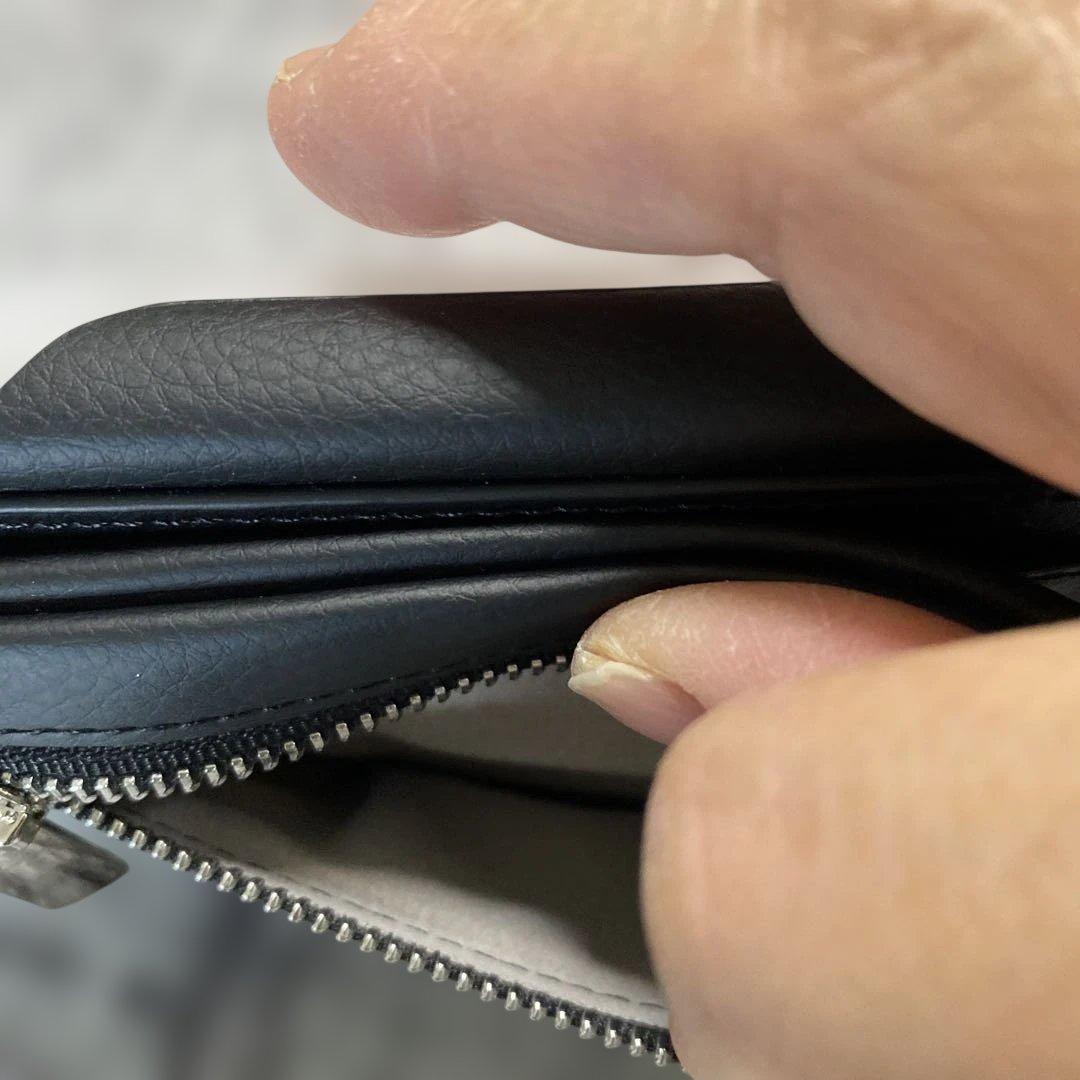 ajew レザーポーチ付き携帯ケースiPhone17pro Max