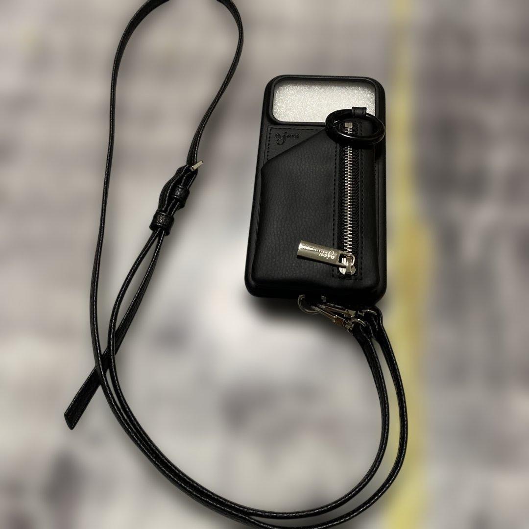 ajew レザーポーチ付き携帯ケースiPhone17pro Max