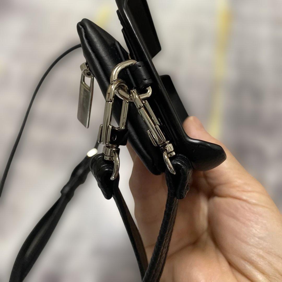 ajew レザーポーチ付き携帯ケースiPhone17pro Max