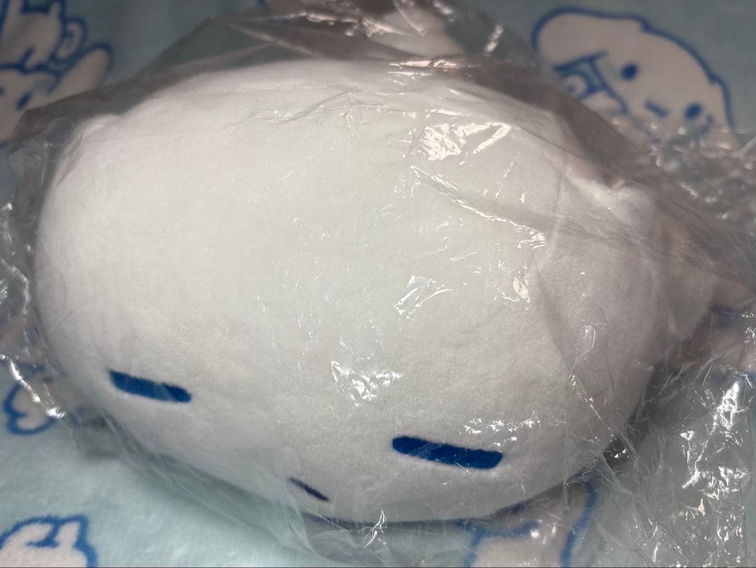 新品未開封 アイシナモロール 抱きぬいぐるみ シナモン シナモロール