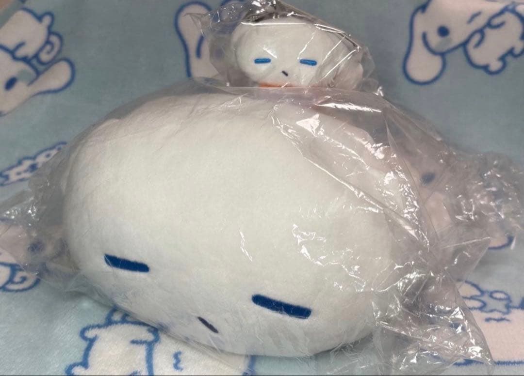 新品未開封 アイシナモロール 抱きぬいぐるみ シナモン シナモロール