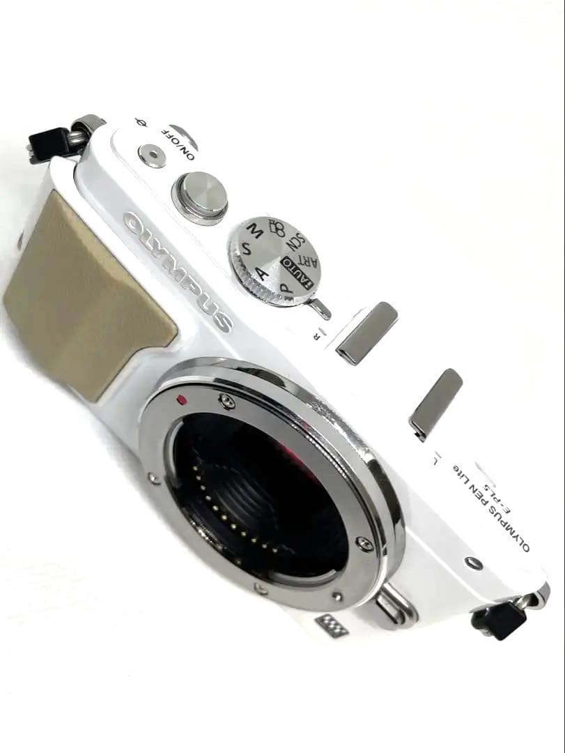 終了間近！OLYMPUS オリンパス PEN E-PL5 ホワイト ボディ