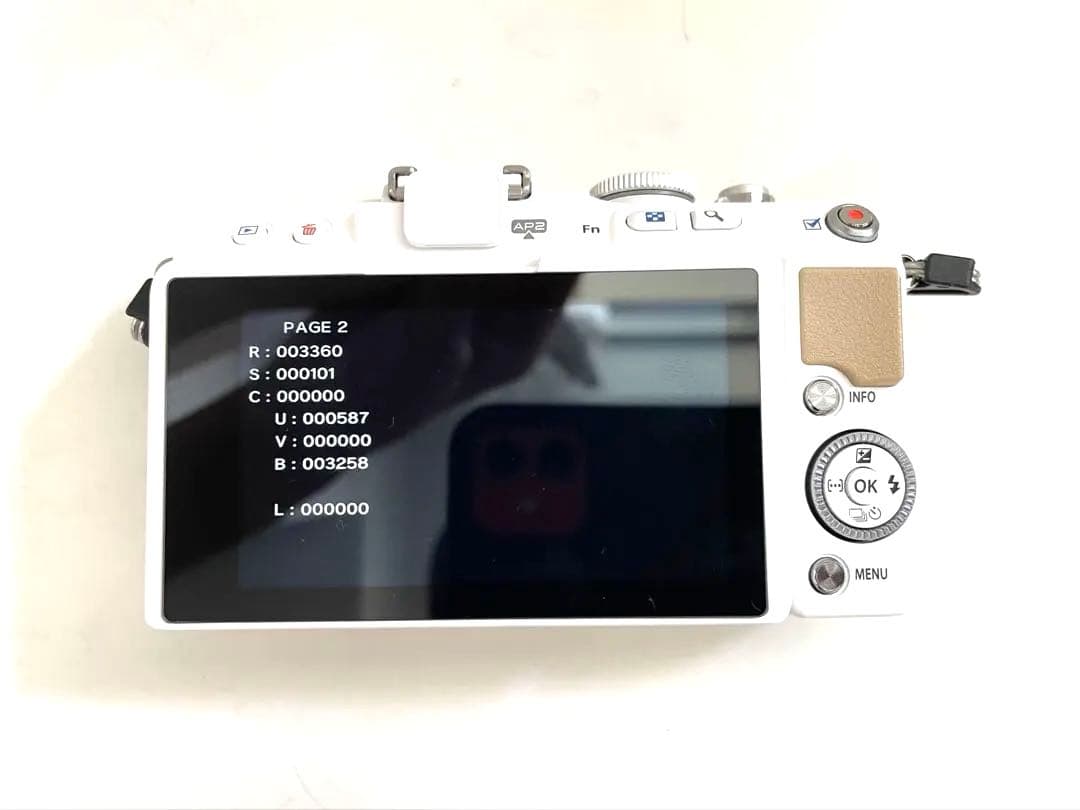 終了間近！OLYMPUS オリンパス PEN E-PL5 ホワイト ボディ