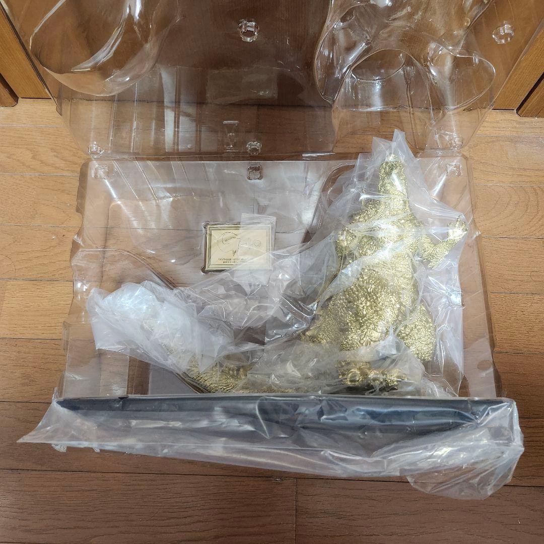 一番くじ　ゴジラ　(2023)　SOFVICS　ゴールドカラーver.