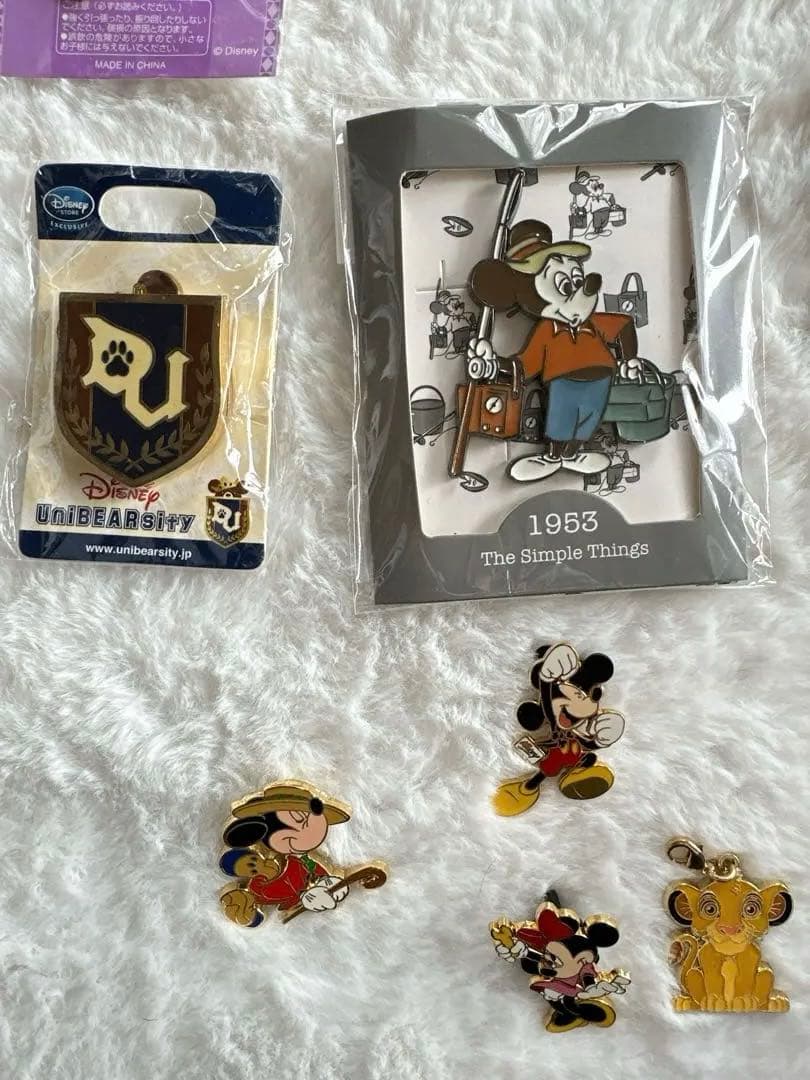 ✨レア❤️✨ディズニー　ピンバッジ　缶バッジ　チャーム　Disney まとめ売り