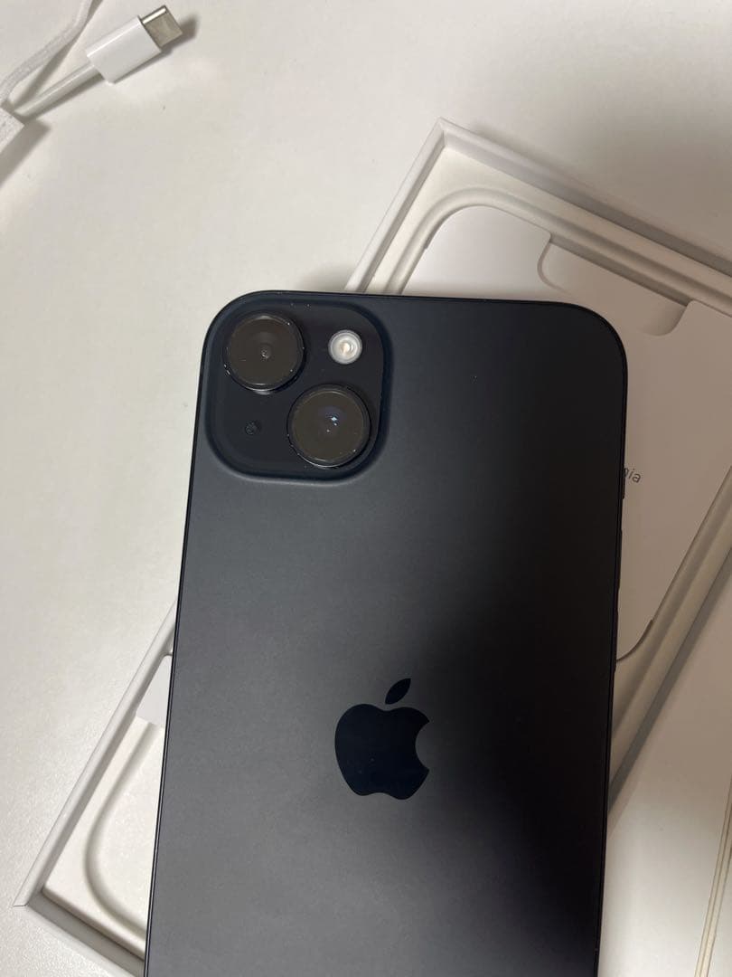 iPhone 15 plus 128gb SIMフリー