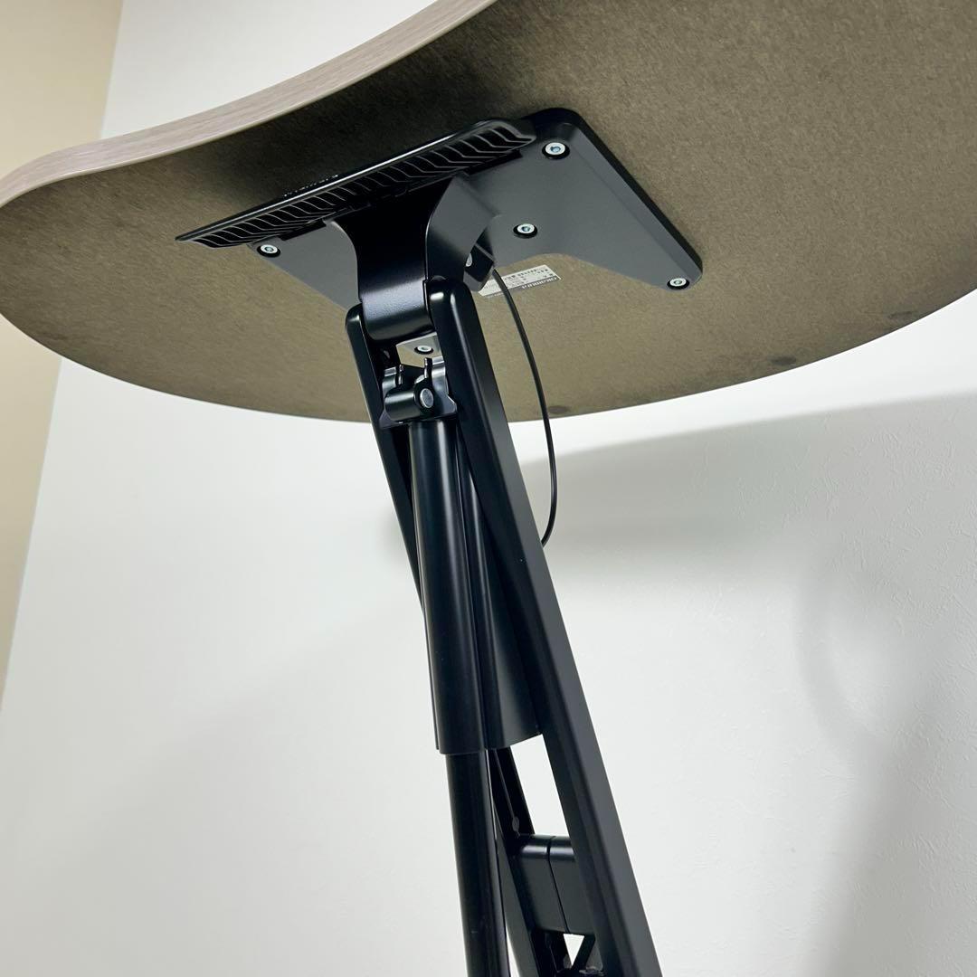 【極美品】オカムラ　昇降テーブル　手動昇降デスク　ライズフィットⅢ　そら豆形