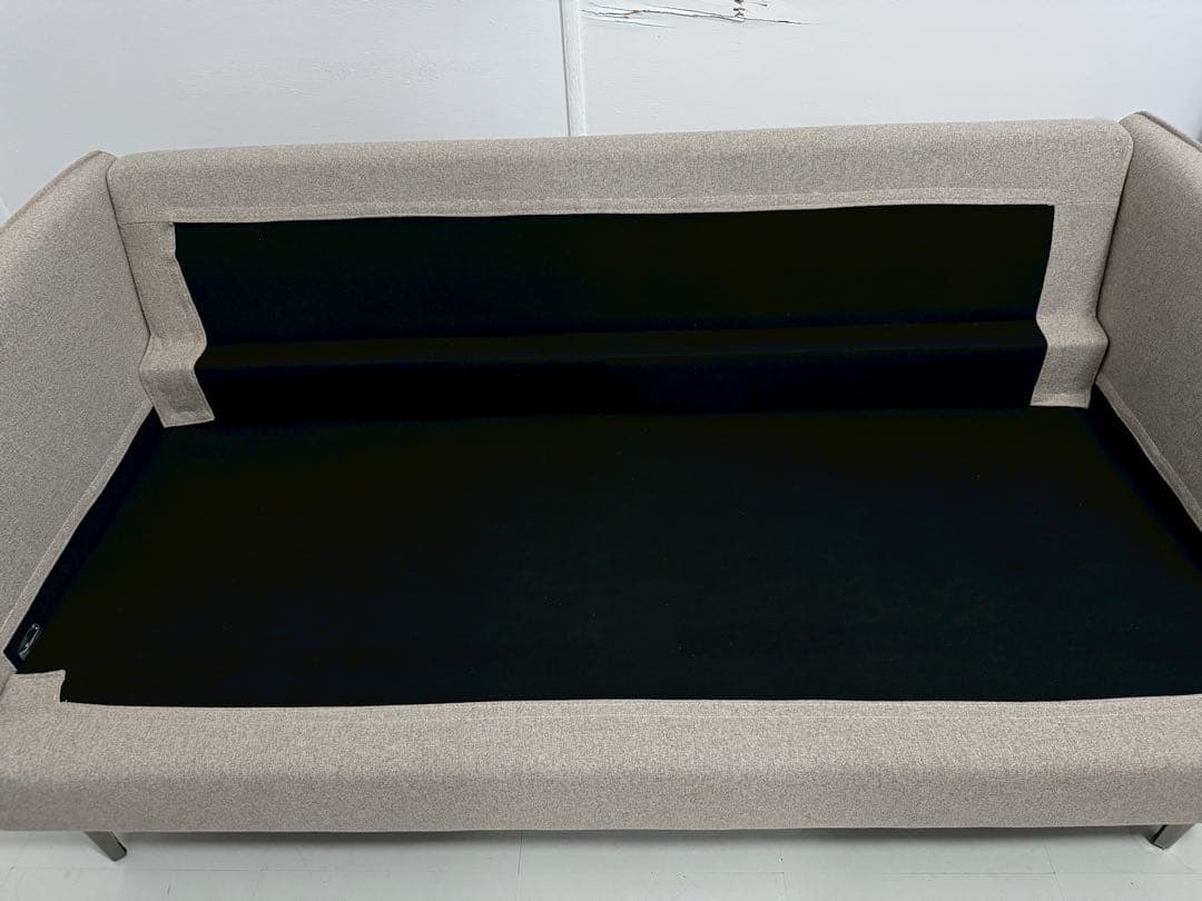 北欧風 ベージュ ファブリック 2人掛けソファ クッション付き ナチュラル