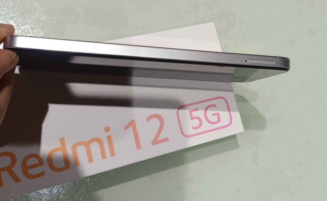 Redmi 12 5G 256GB本体 ケース付き