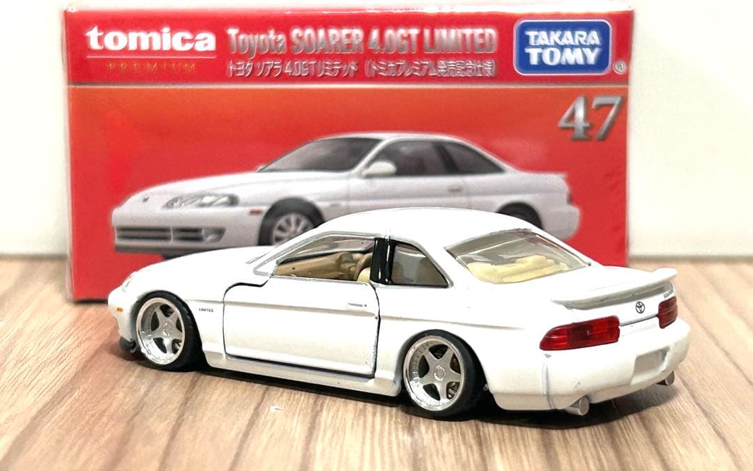 トミカ　プレミアム　発売記念仕様　トヨタ 30 ソアラ 改　ホイール　カスタム