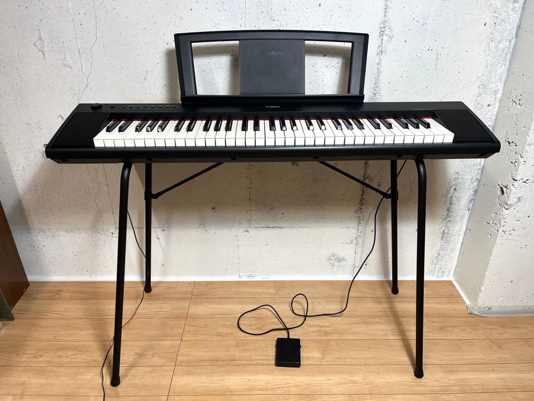 ヤマハ 電子キーボード 61鍵盤 piaggero NP-11 / ブラック