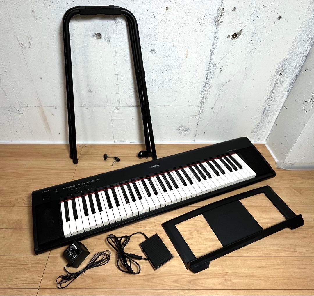 ヤマハ 電子キーボード 61鍵盤 piaggero NP-11 / ブラック