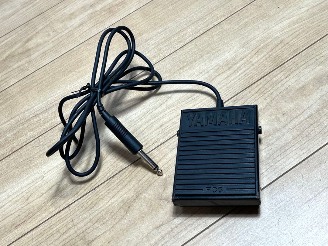 ヤマハ 電子キーボード 61鍵盤 piaggero NP-11 / ブラック