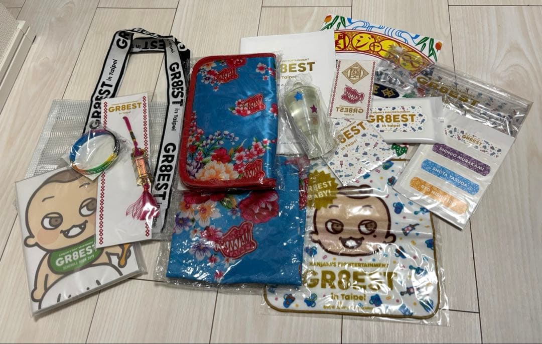 関ジャニ∞ 台湾　グッズ　GR8EST