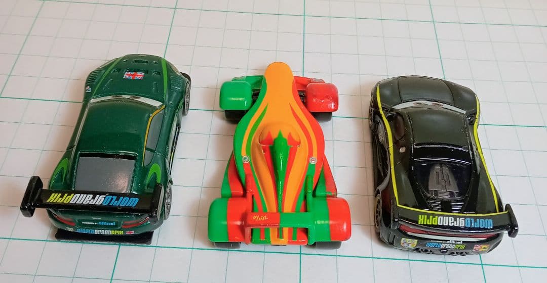 トミカディズニーカーズ3台