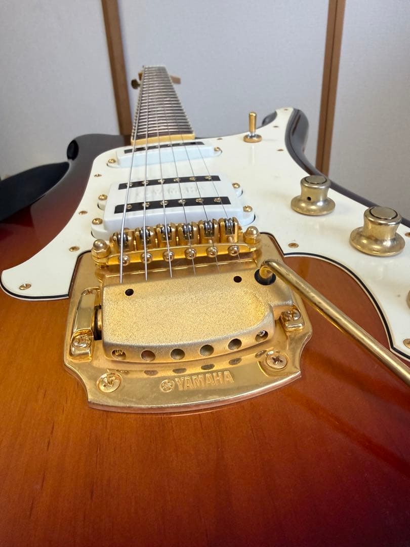 Yamaha エレキギター　SGV700 サンバースト