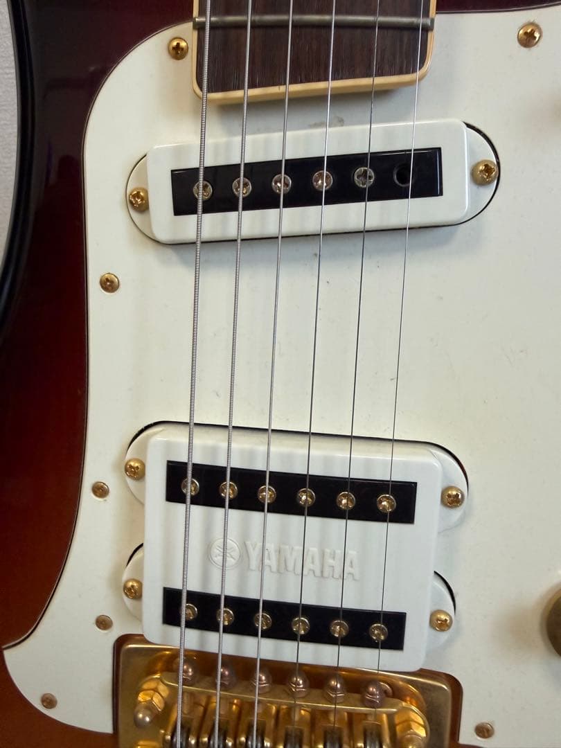 Yamaha エレキギター　SGV700 サンバースト