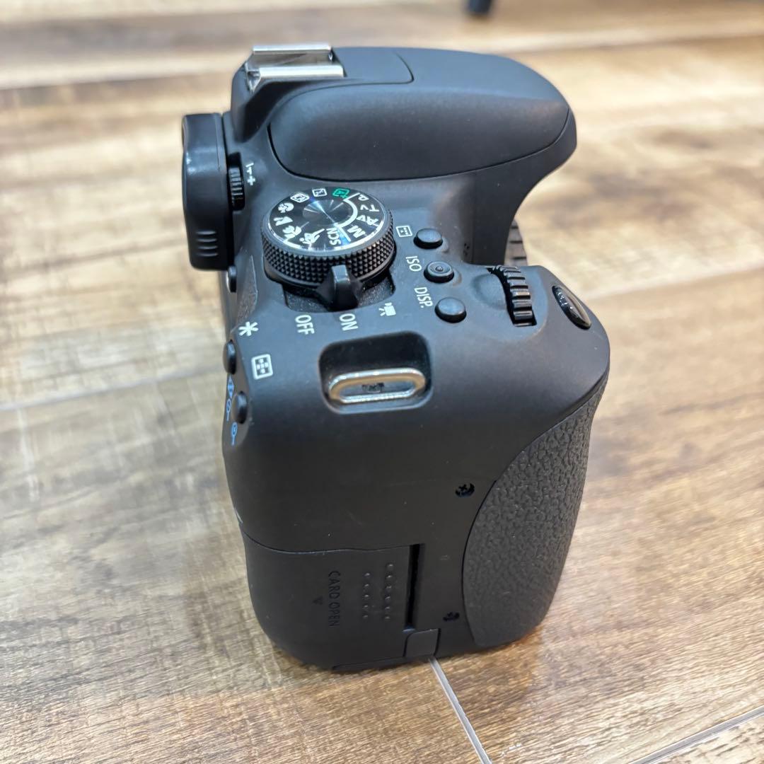 Canon EOS Kiss X8i レンズキット レンズ2本セットその他付属品