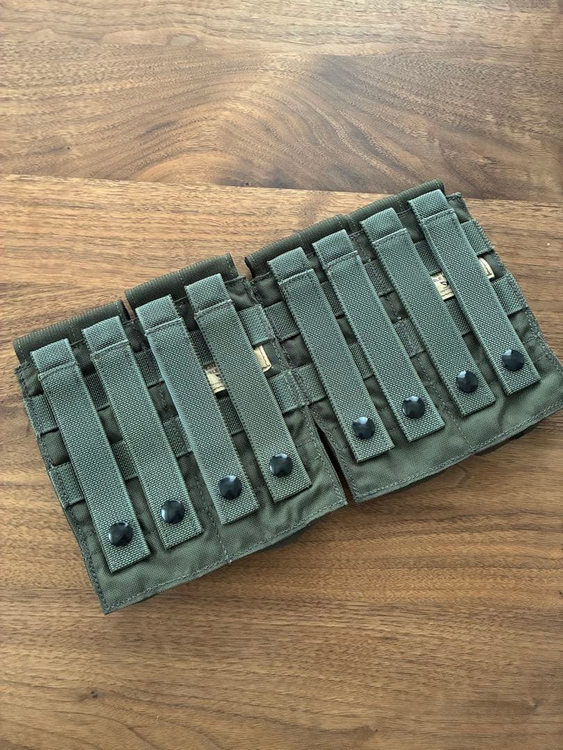 実物　EAGLE M4 ダブルマガジンポーチ　2個