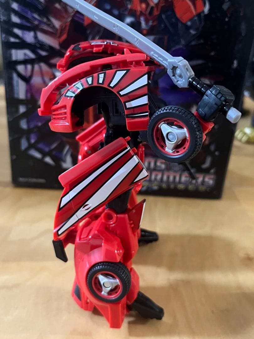 トランスフォーマー　TFCC限定　シャッタードグラス・ドリフト